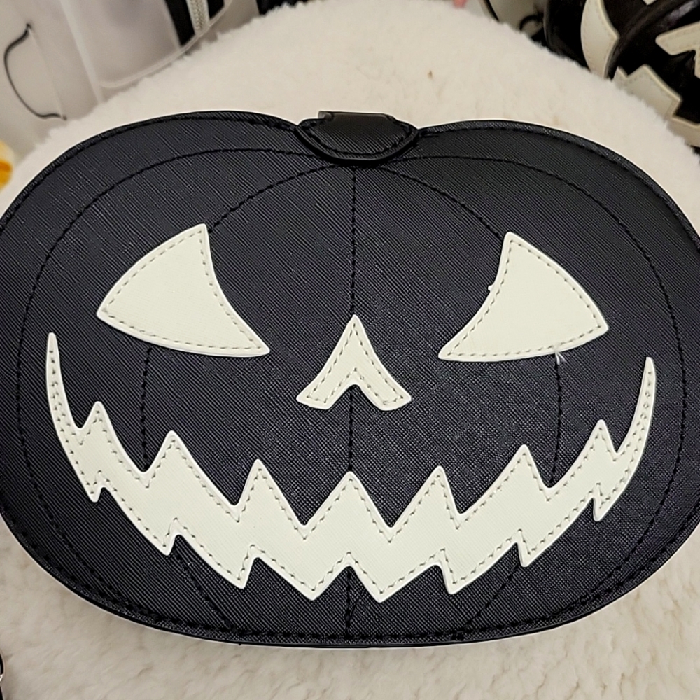 Pumpkin face black crossbody